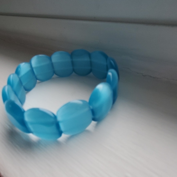 Blue crystal stretch bracelet-New without tags - Picture 2 of 2